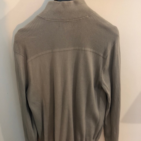 Banana Republic sweater - Picture 3 of 3